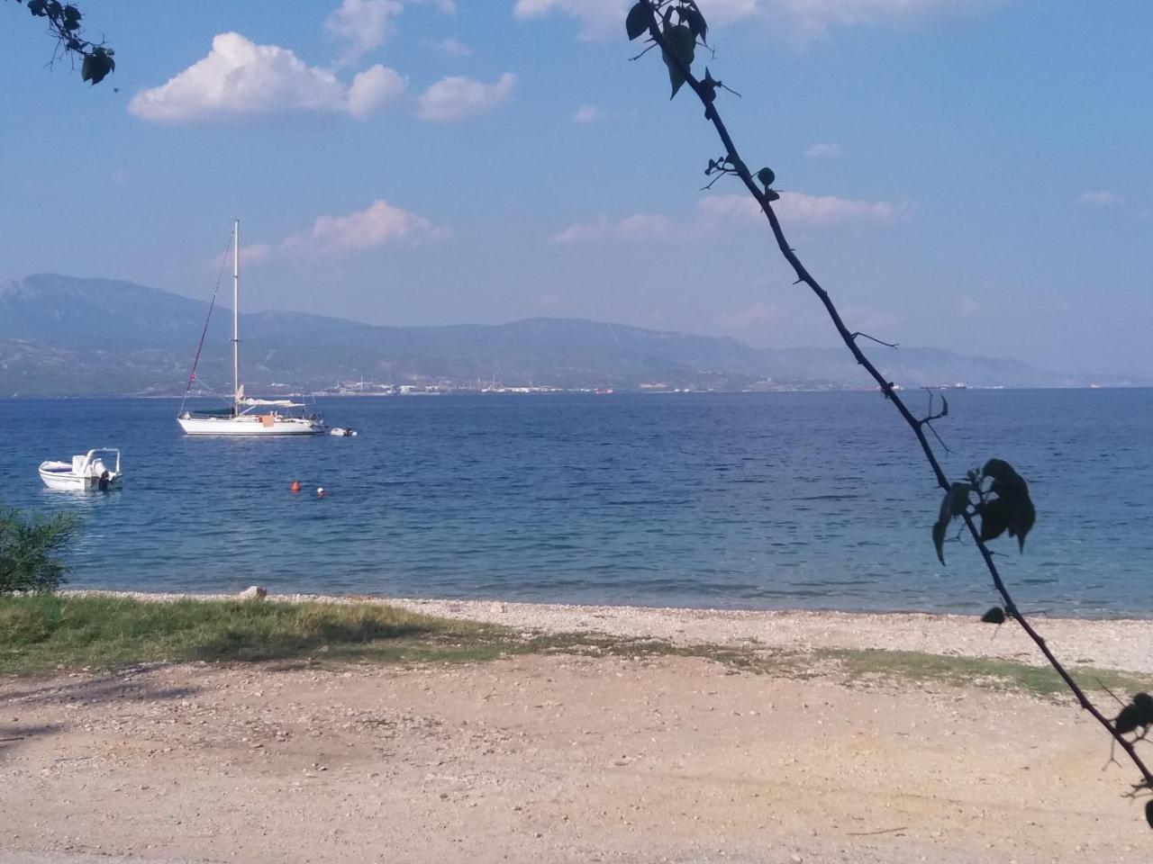 Villa Per Mare Loutra Oraias Elenis Esterno foto